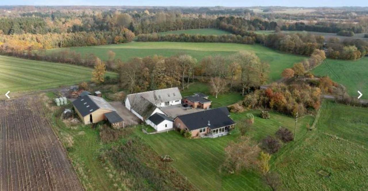 Hyrdeskolen Give Exterior foto